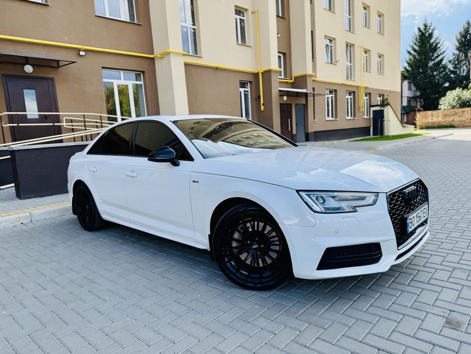 Продам сімейний автомобіль AUDI A4B9 2.0 Quattro