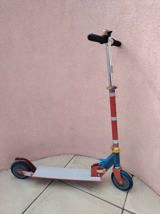 Trotinete de criança com campainha