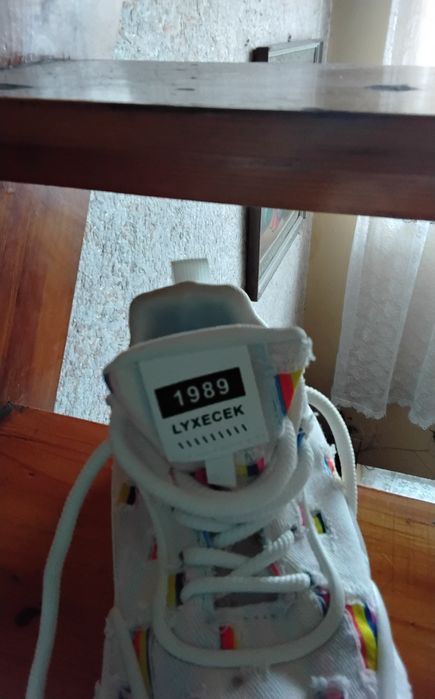 Buty damskie snakersy