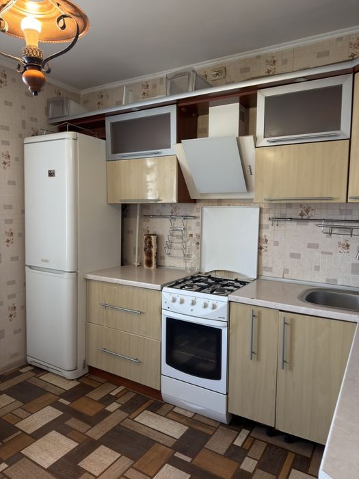 Продаж двокімнатної квартири  .Кухня  10,5  .єВідновлення - Так!