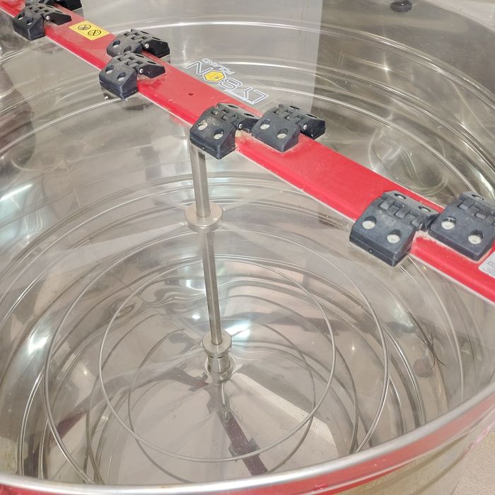 Extrator elétrico de 42 quadros