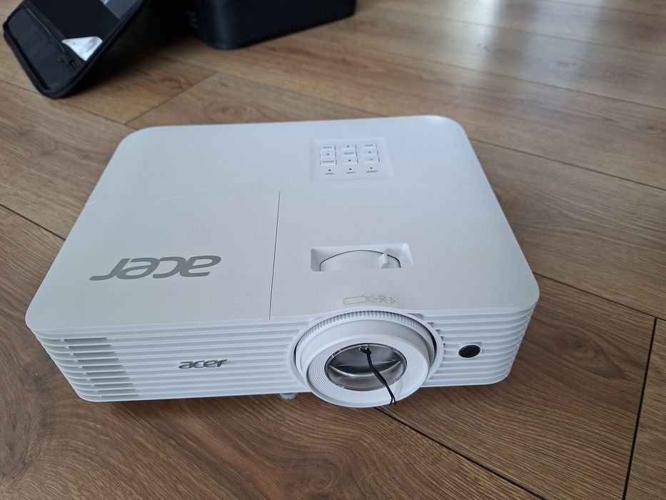 Projektor  Acer D1P2104