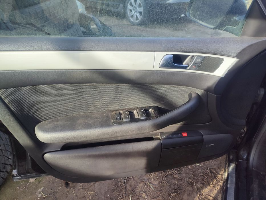 Разбор A6C5 sline 2.5 avtomat