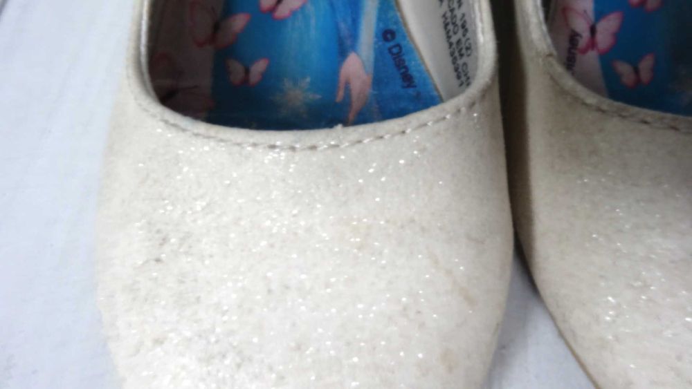 Brokatowe buty na obcasie Disney Elza i Anna H&M 31