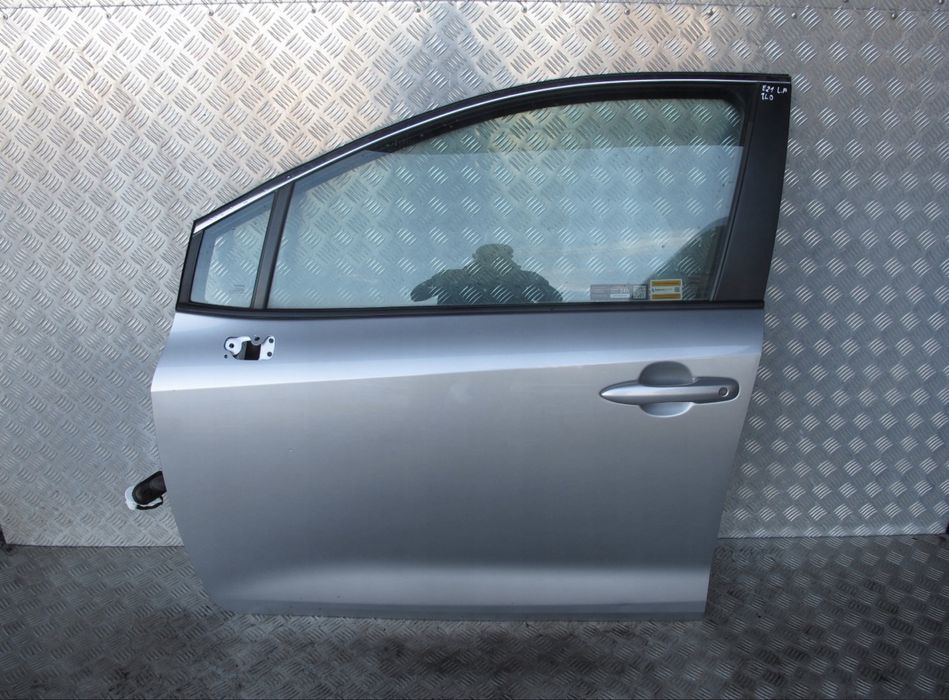 Toyota Corolla е16 е18 e21 2013 -2026 року Бампер Капот Крило Фара Телевізор Підсилювач Радіатори Захист Підкрилок весь комплект РОЗБОРКА / ЗАПЧАСТИНИ