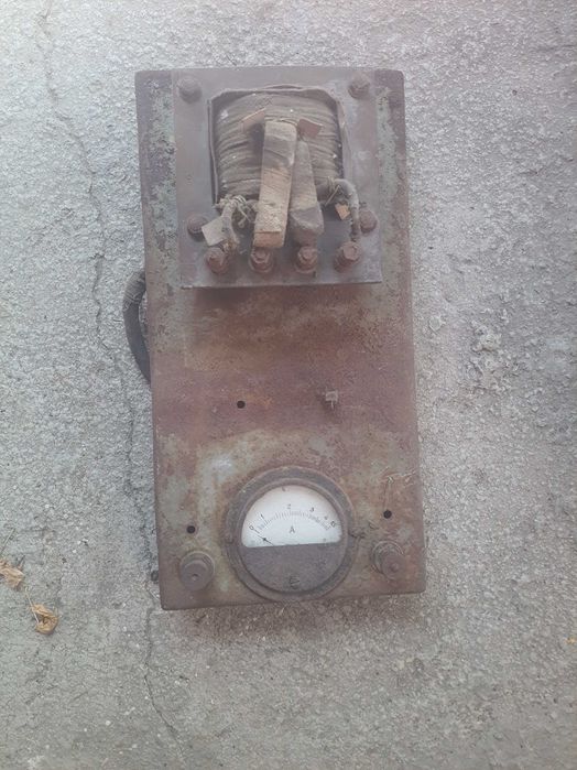 Зарядное Срочно продам