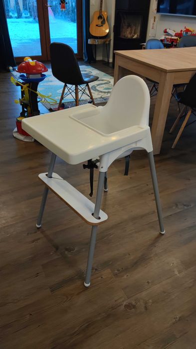 Krzesełko do karmienia IKEA + Podnóżek