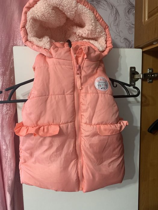 Жилетка зимова для дівчинки