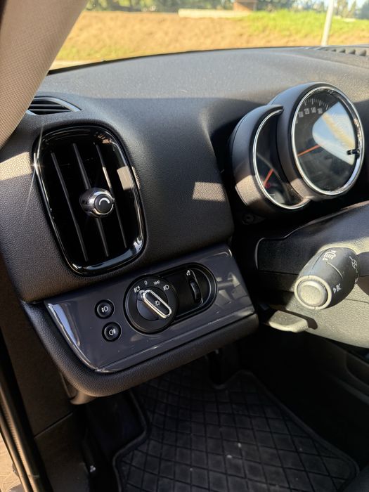 MINI Countryman Cooper D ALL4 2.0 Diesel Automático | 150 cv | Nacional