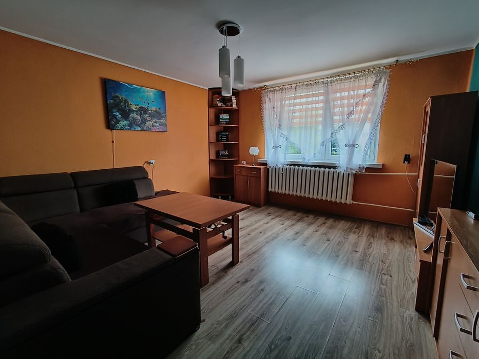 2-pokojowe mieszkanie z wyjściem na ogród, 2 garaże NOWA CENA!