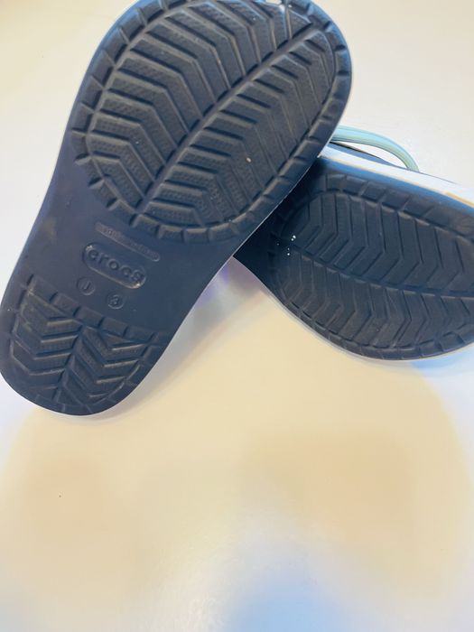 Продам Crocs, кроксы,