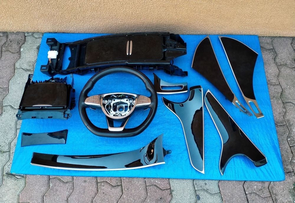 MERCEDES S klasse W217 COUPE / KIEROWNICA Ścięta / Dekory Dekor / Listwa Listwy Ozdobne Konsoli Drzwi Deski / ORYGINAŁ