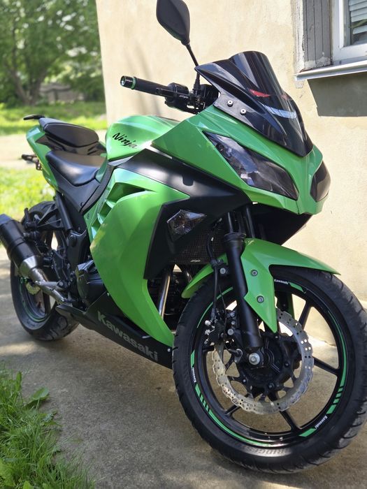 Kawasaki ninja 300