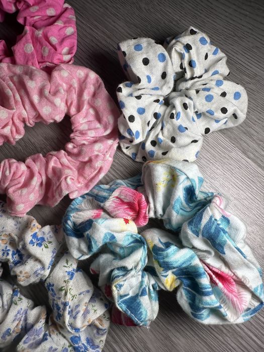 7 elásticos/xuxus cabelo 1€ todos