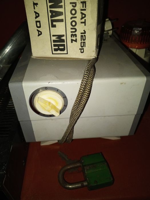 Sprzedam przedmiot widoczny na zdjęciach