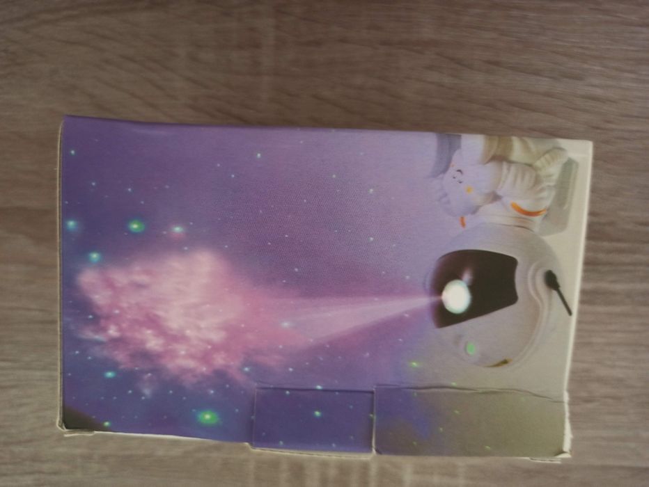 Projetor astronauta LED galáxia espacial estrelas