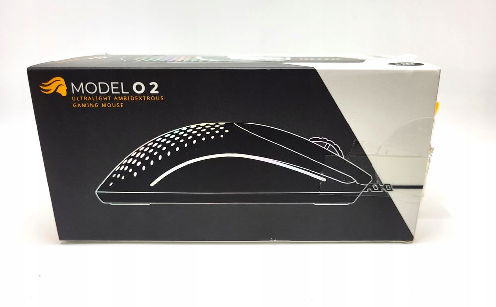 Myszka glorious model o2 czarna gamingowa lekka przewodowa