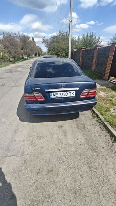 Mercedes W210 2.8Рестайлинг газ бензин
