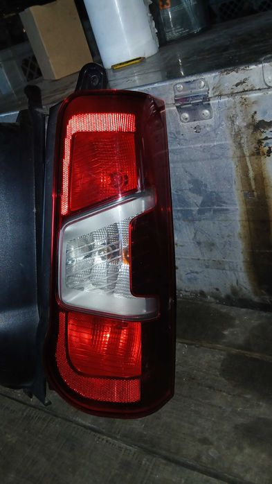 Farolins para peugeot partner 2023