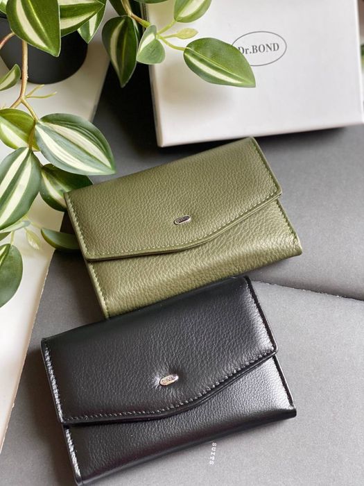 Жіночі шкіряні гаманці