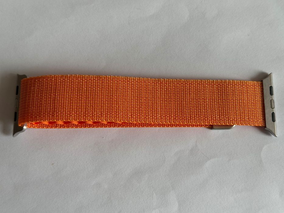 Opaska Alpine do Apple Watcha 49 mm 44 mm 45 mm w kolorze Orange