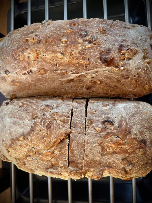 Chleb domowy na zakwasie 700-900g