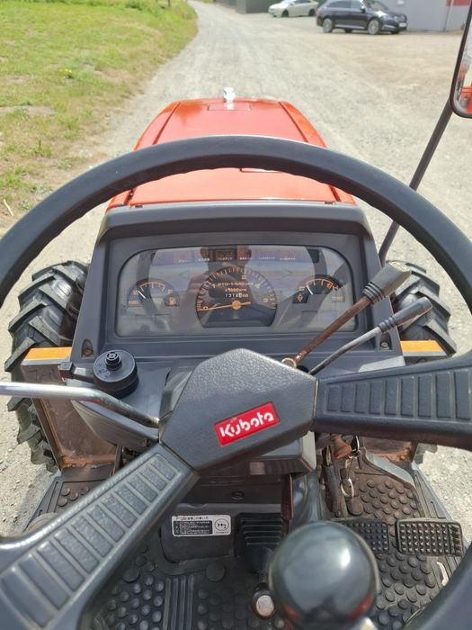 Traktorek japoński 4x4 Kubota GL 32 wspomaganie rewers