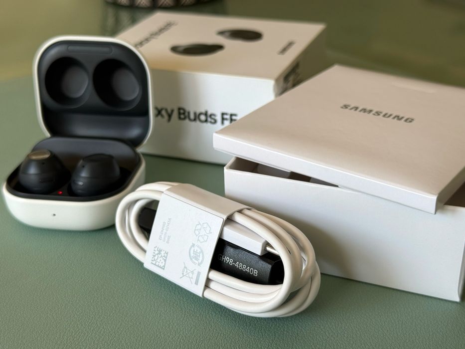 Auriculares Samsung Galaxy Buds FE