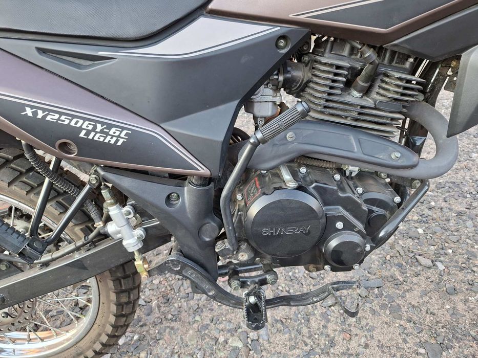 Мотоцикл    Shineray XY250GY-6C