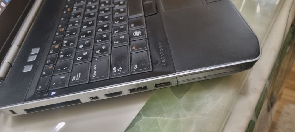 Продам ноутбук 15,6 Dell  E5520 4-х ядерный проц  і5