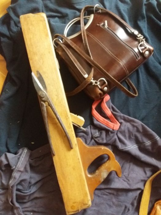 Великий 62 см+пару великих столярних пил.