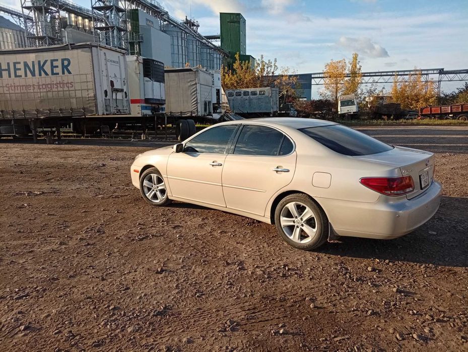 Продам Лексус ес 330