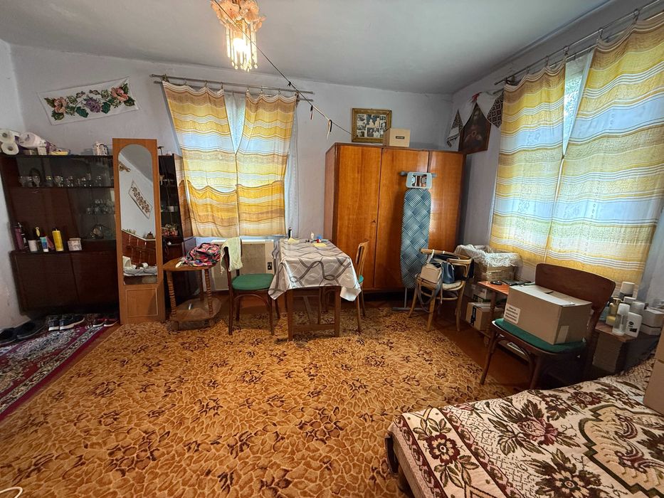 Продається дерев'яний будинок в с. Любинці, вул. Шевченка.