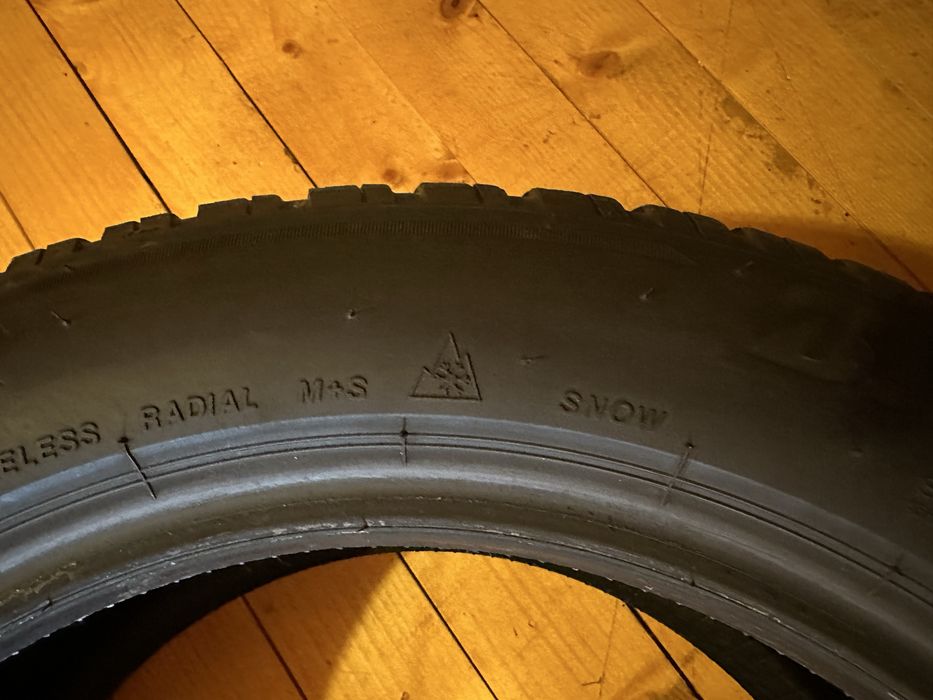 Зимова резина Bridgestone blizzak LM 005 205/55 R16