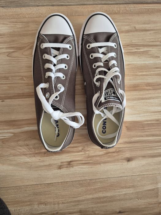 Szare trampki Converse