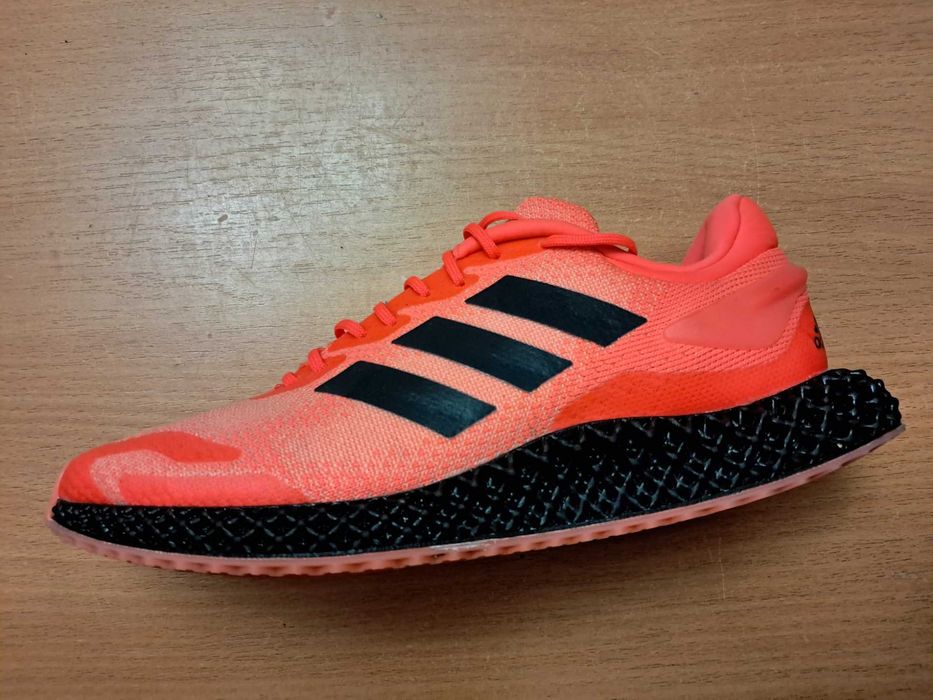 Детские оригинальные  кроссовки  Adidas размер 40 стелька-25.5
