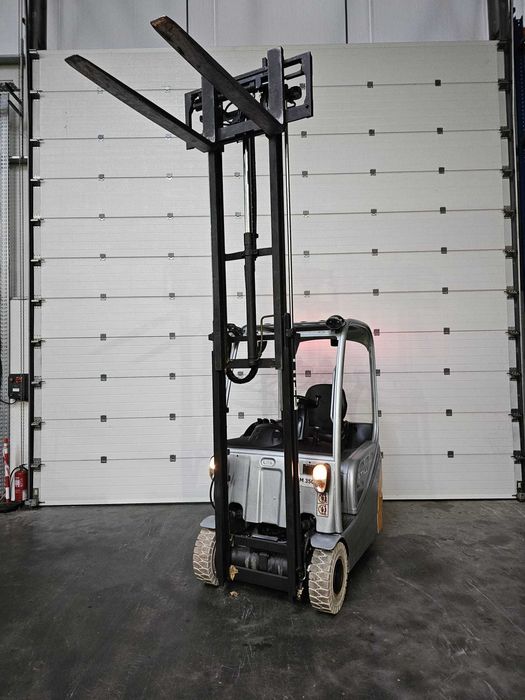 Empilhador elétrico  STILL RX20-15