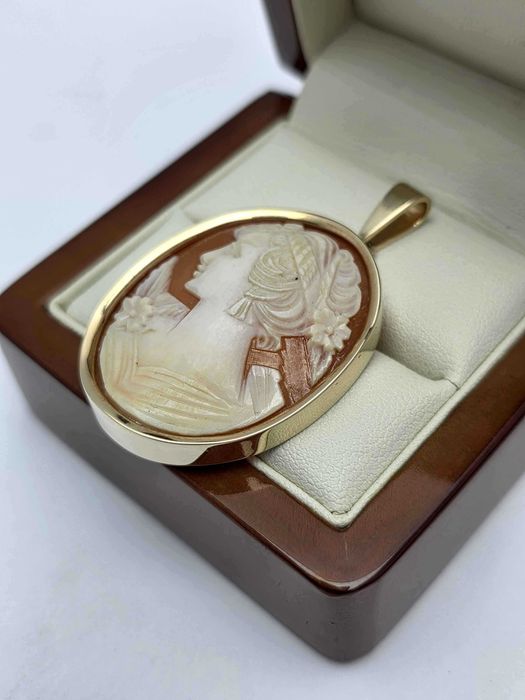Złota Zawieszka Kamea 10.88G 585