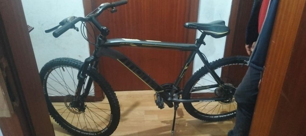 Bicicleta  gtt shimano