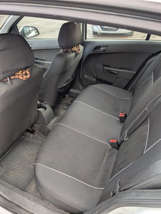 Opel Astra H 2013, 1,6 бензин