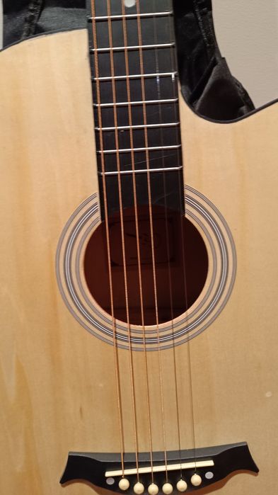 Violão/ guitarra acústica com bolsa (nova)