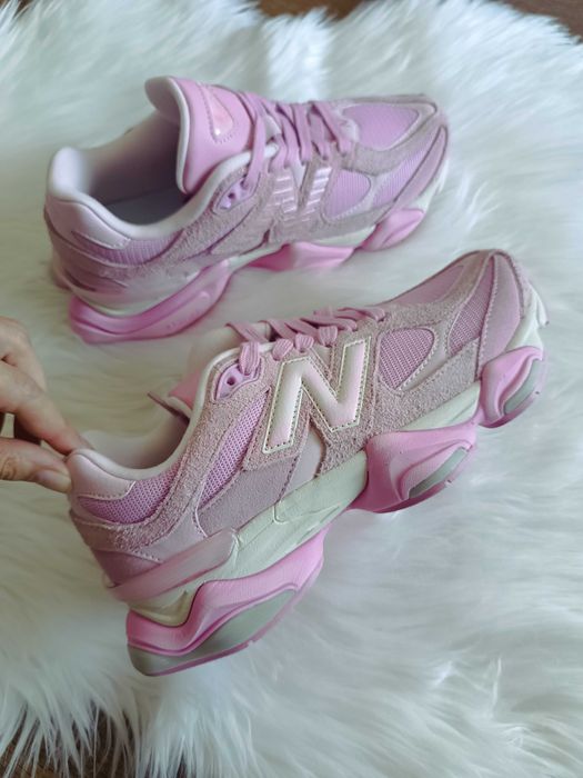 New Balance 9060 – różowe sneakersy