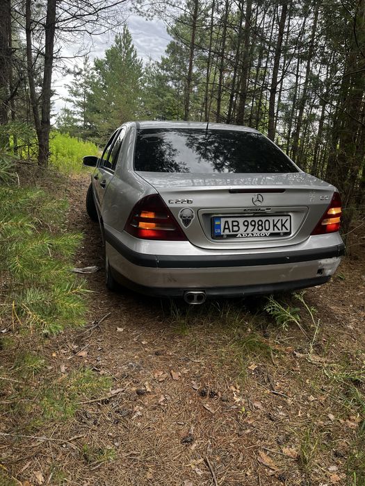Мерседес 2,2дизель w203