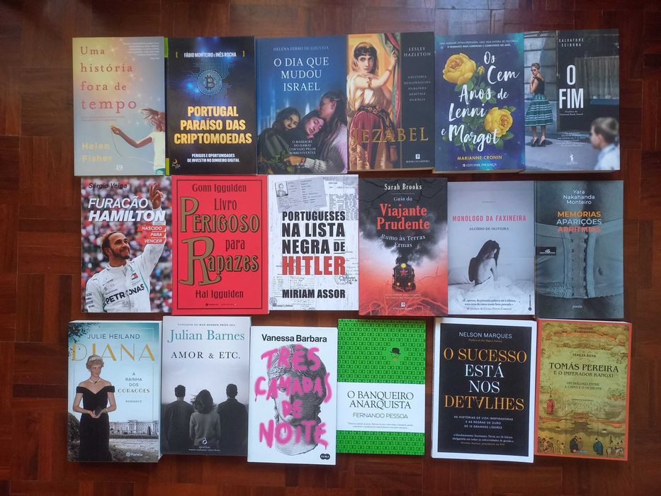 Lote de 180 livros