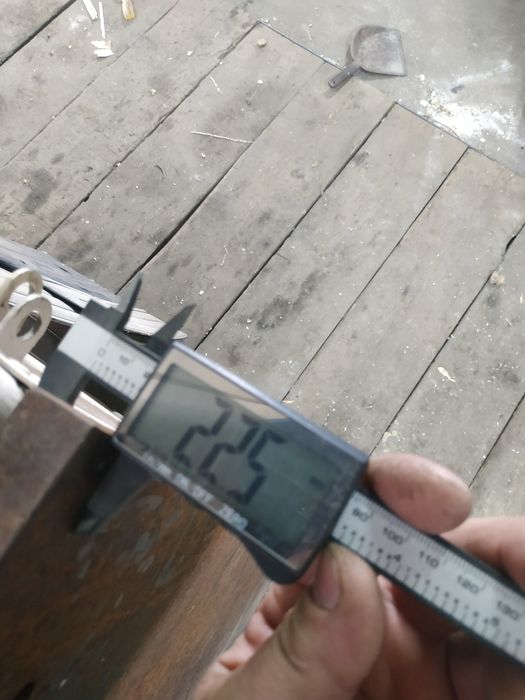 Плита металева товщиною 2см 120см*38см