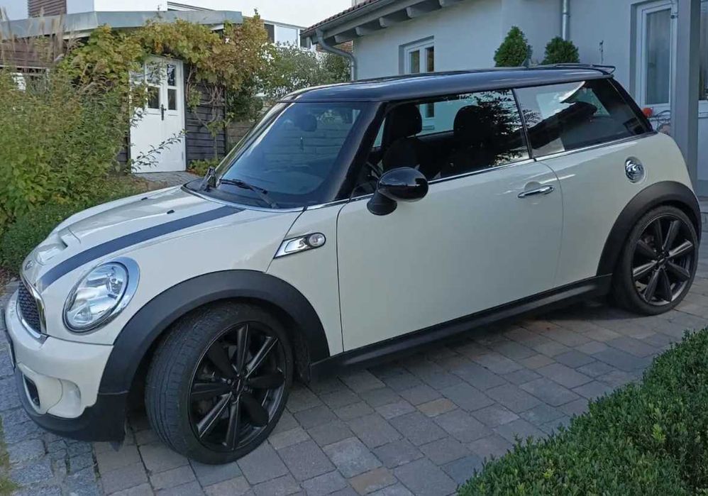 Розборка MINI Cooper S шрот, запчасти б/у Міні купер С