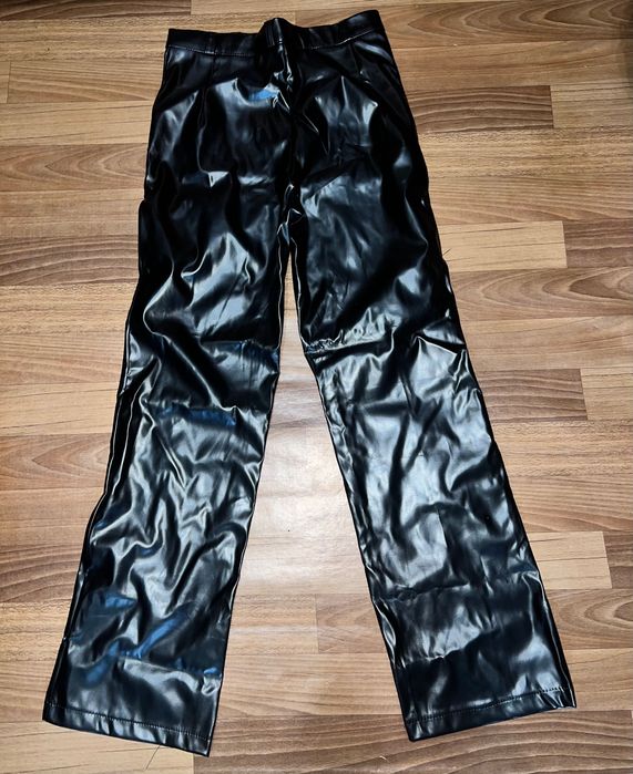 Брюки кльош жіночі