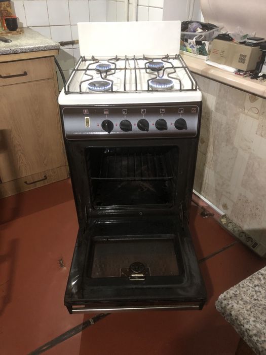 Продам газову плиту (духовка газова) ширина плити 50см