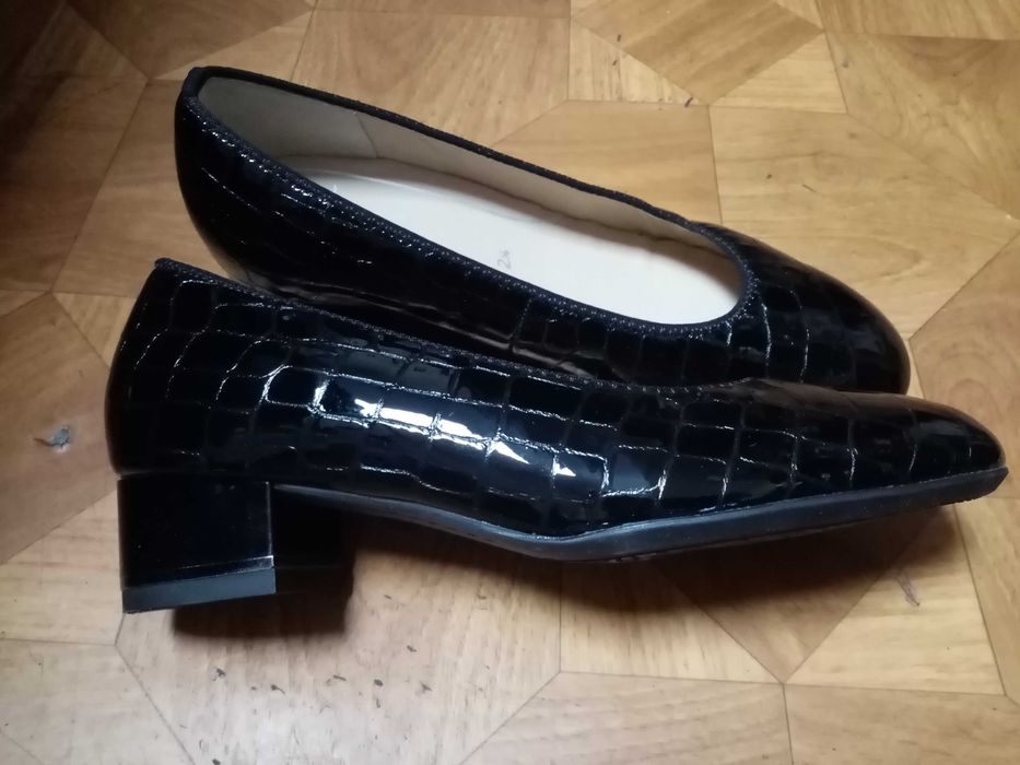 Buty czółenka 36 NOWE