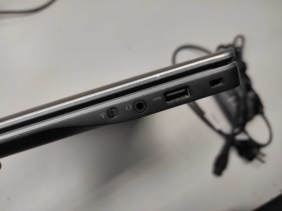 Dell Latitude E7440 Intel i5 4300U 12GB RAM SSD 240GB